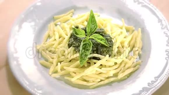 意大利菜视频的预览图