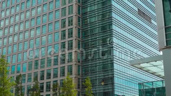 银行办公楼玻璃现代摩天大楼视频的预览图