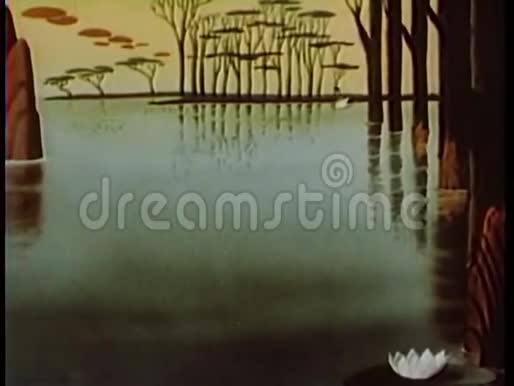 一只天鹅游过湖的卡通视频的预览图