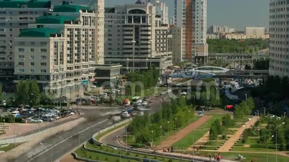 位于哈萨克斯坦阿斯塔纳的市中心和中央商业区的高架景观视频的预览图