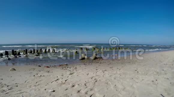 波罗的海奥捷科海滩上视频的预览图