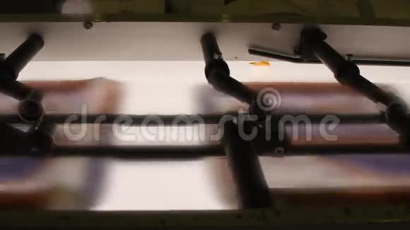 印刷机排版机视频的预览图