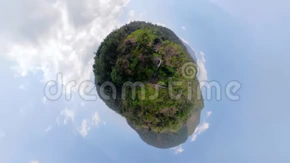美丽的热带瀑布印度尼西亚巴厘视频的预览图