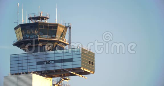 机场交通管制塔视频的预览图