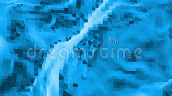 蓝色低聚闪光表面作为未来主义景观蓝色多边形的几何发光环境或脉动视频的预览图