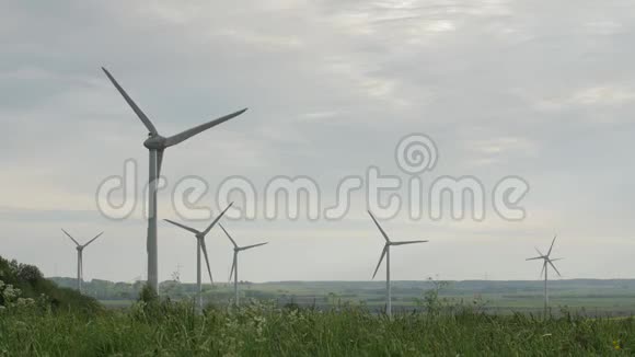 清洁可再生能源风电涡轮风车能源生产视频的预览图