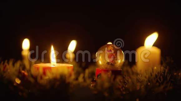 圣诞装饰用蜡烛照录视频的预览图