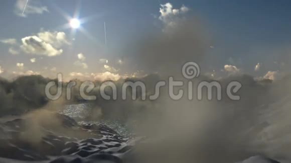 飞越雪山和云视频的预览图