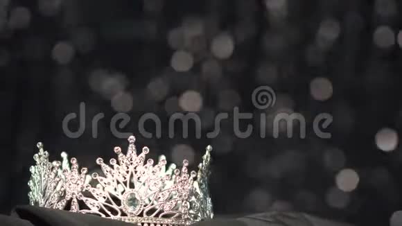 钻石皇冠小姐选美大赛背景视频的预览图