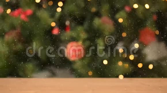 降雪和圣诞灯装饰视频的预览图