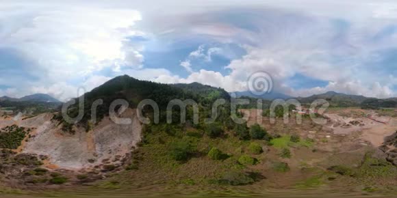 火山高原印度尼西亚地恩高原视频的预览图