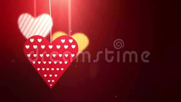 纸情人节的心落下来挂在弦红的背景上视频的预览图