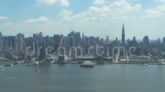 纽约市天际线与帝国大厦视频的预览图