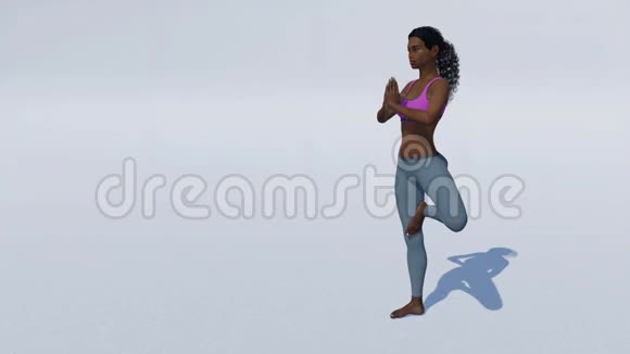 非洲女人树姿瑜伽白色背景视频的预览图