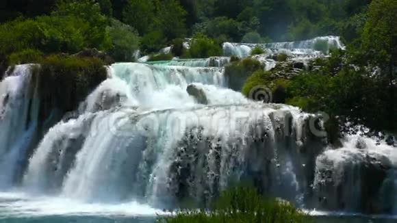 克罗地亚达尔马提亚国家公园瀑布视频的预览图