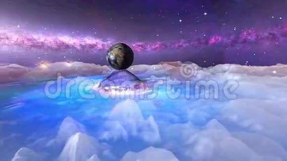 地球上方的球形视野和等离子云和地平线视频的预览图