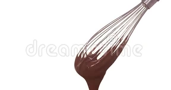 白色背景的巧克力视频的预览图