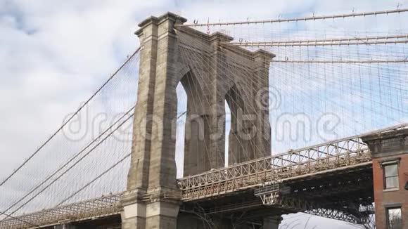 纽约市著名的布鲁克林大桥视频的预览图