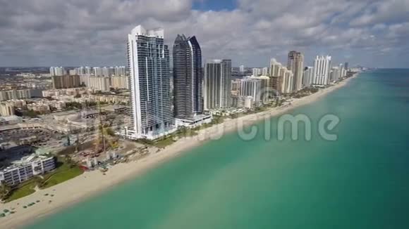 阳光伊尔斯海滩空中录像视频的预览图