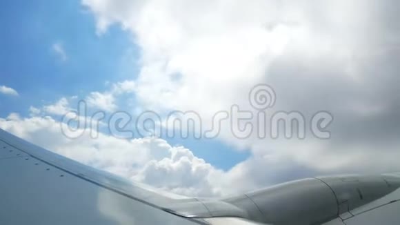 查看云飞机窗口视频的预览图