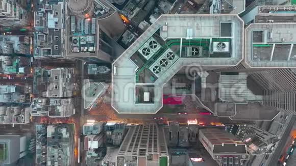 香港2018年5月铜锣湾地区住宅和写字楼及摩天大楼的空中俯视图视频的预览图