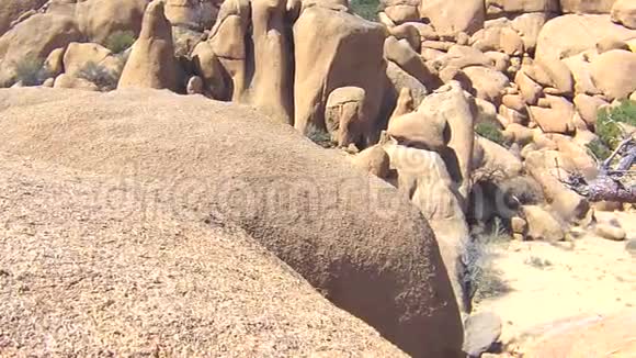 Spitzkoppe纳米比亚达马拉兰独特的岩层视频的预览图