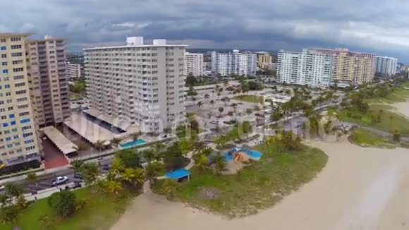 佛罗里达庞帕诺海滩视频的预览图