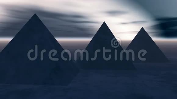 埃及著名金字塔在晚上的时间视频的预览图