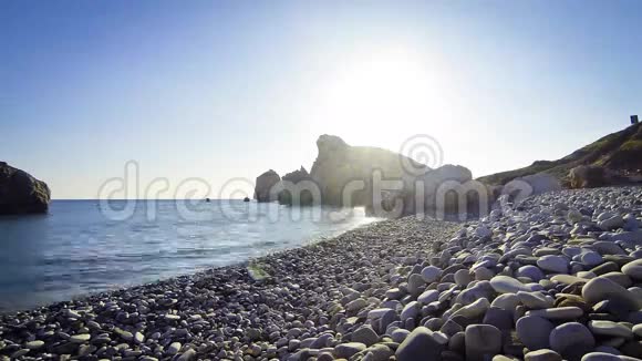 塞浦路斯著名的卵石海滩视频的预览图