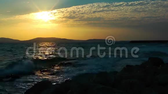 日落和大海视频的预览图