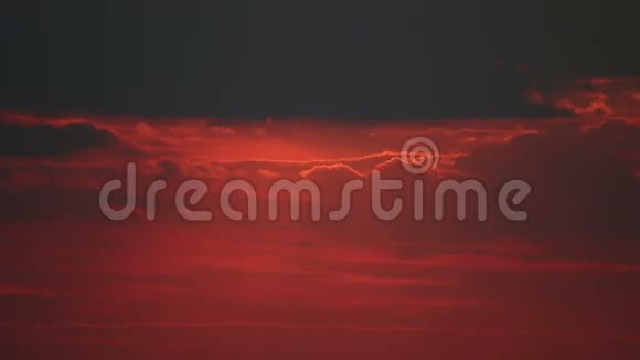 大太阳与橙色天空视频的预览图