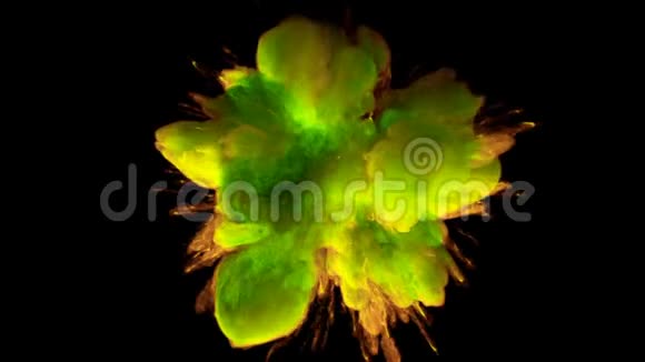 绿色黄色爆炸五颜六色的烟雾粉末爆炸流体墨水阿尔法哑光视频的预览图