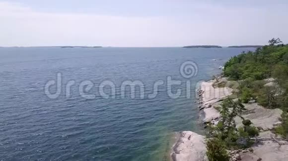 杀熊省级公园鸟瞰格鲁吉亚湾视频的预览图