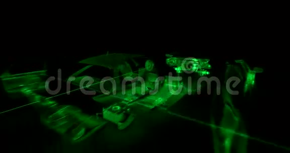 4K未来绿色汽车的抽象转换视频的预览图