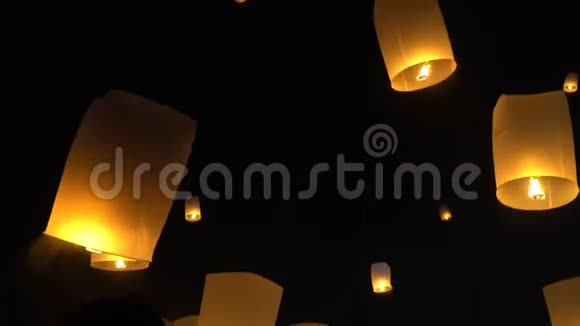 泰国清迈旅游浮空灯笼视频的预览图