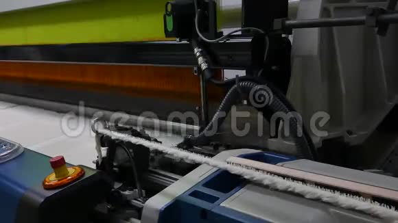 现代自动纺丝机视频的预览图