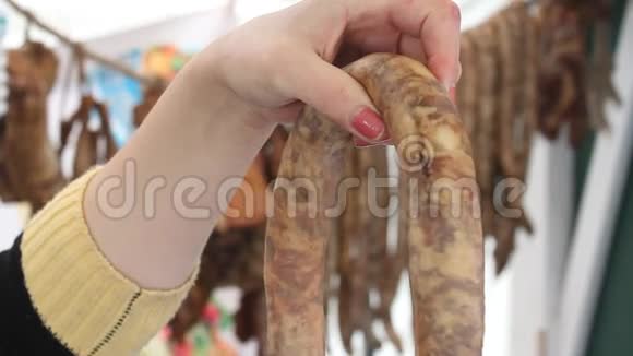 传统香肠视频的预览图