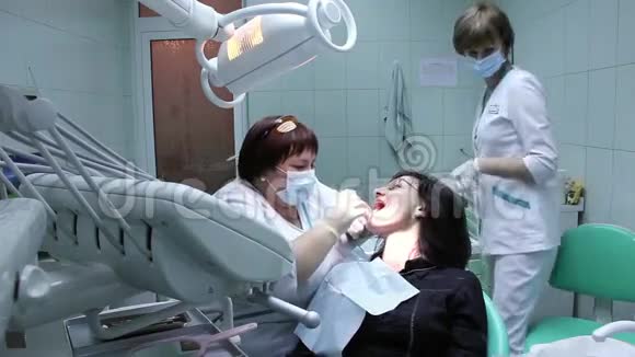 牙科保健服务视频的预览图