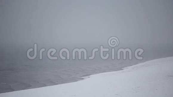 冬天俄罗斯的伏尔加河视频的预览图