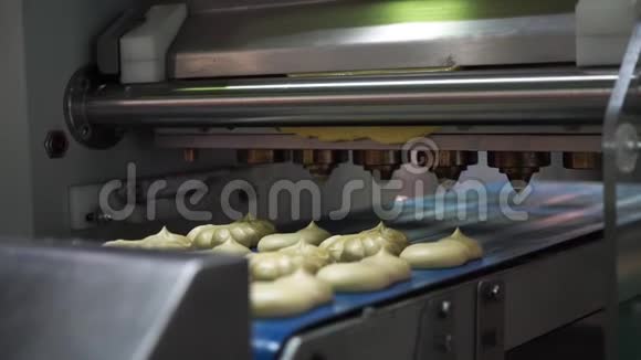 面包业机器视频的预览图