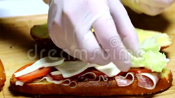 三明治视频的预览图