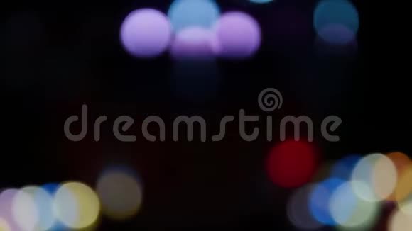 颜色随着相机的光运动颜色发生变化视频的预览图