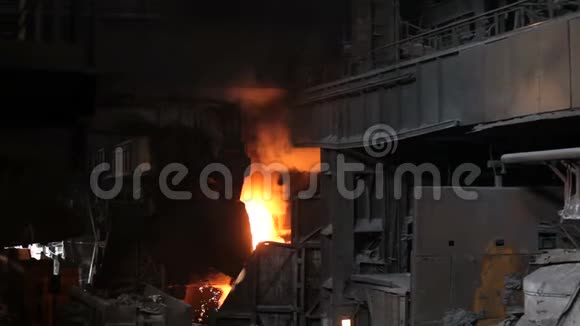 钢铁厂金属熔化金属管道制造工厂视频的预览图