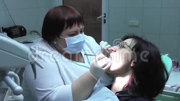 牙科保健服务视频的预览图