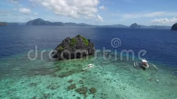 菲律宾巴拉望ElNido的清水岛视频的预览图