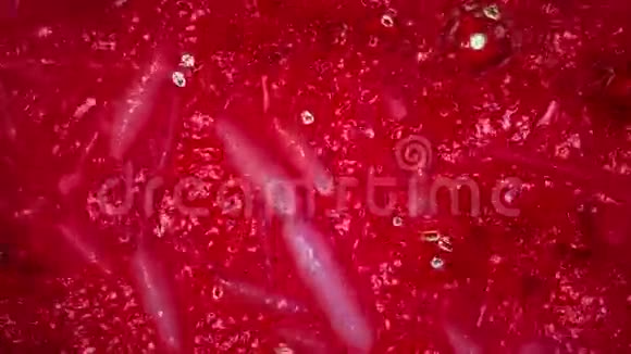 红色的DNA螺旋视频的预览图