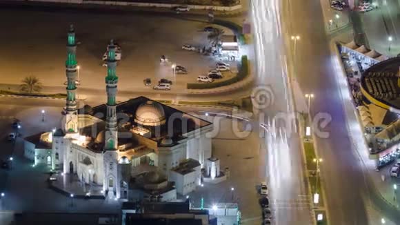 日落后Ajman的城市景观视频的预览图