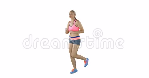 女运动员的侧视正在奔跑视频的预览图