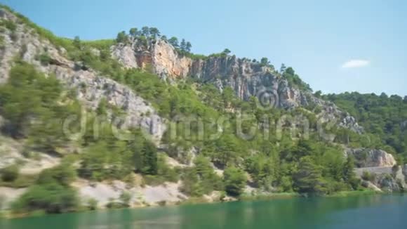 克罗地亚KRKA国家公园的瀑布视频的预览图