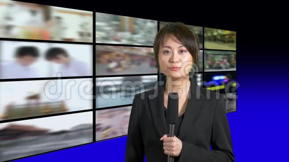 演播室里的女新闻主播视频的预览图